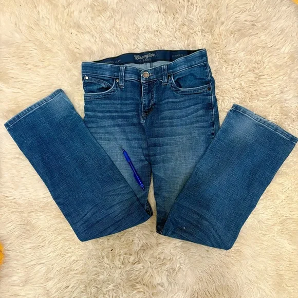 Wrangler Women's Q-Baby Mid Rise Bootcut Ultimate Riding Blue Jeans - Picture 3 of 7